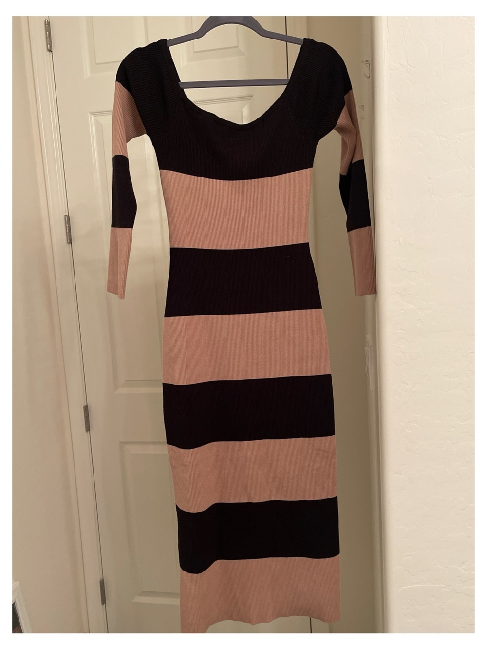Striped Long Sleeve Scoop Neck Midi Dress in Black and Blush